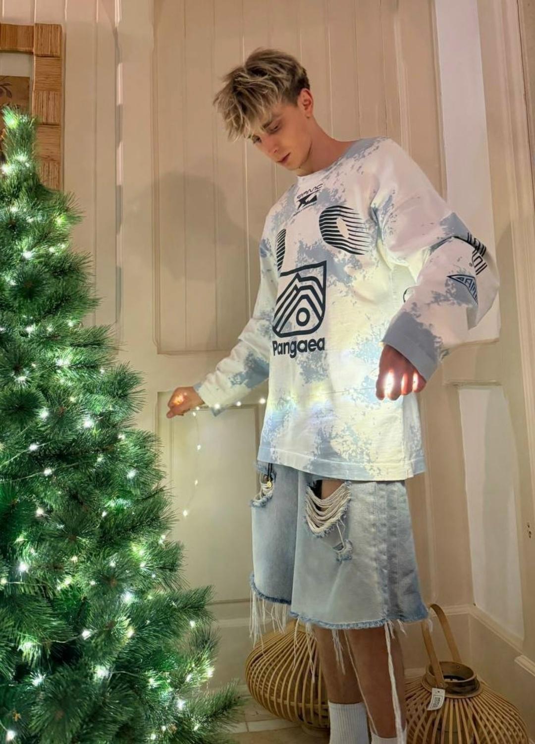 Влад Бумага перед Новым годом улетел в Бразилию