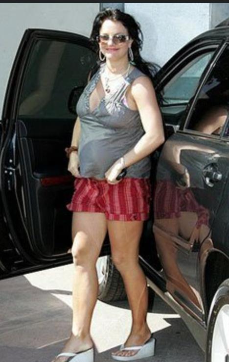 Наконец-то настал тот момент, когда ты выглядишь как Бритни Спирс и Леонардо ДиКаприо, о чем мечтал в детстве