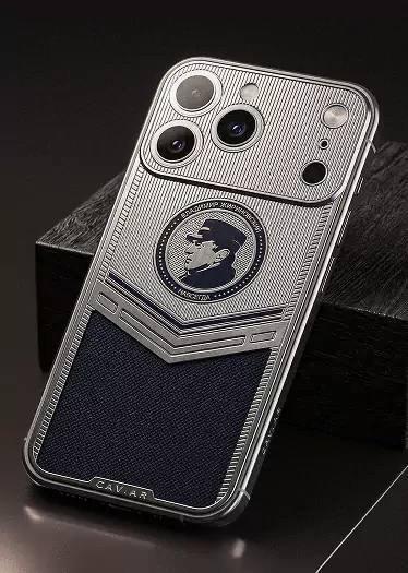 В России выпустили специальную версию iPhone 17 Pro, созданную в честь Владимира Жириновского. Минимальная цена такого аппарата начинается от 649 тысяч рублей.