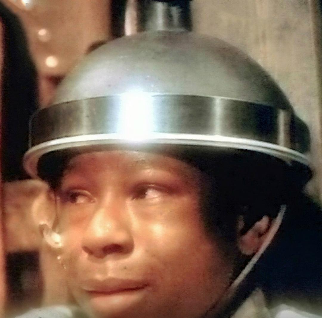 Джордж Джуниус Стинни‑младший был осуждён за убийство двух девочек; 16 июня 1944 года в 7:30 утра в тюрьме Колумбии ему привели в исполнение смертный приговор на электрическом стуле.