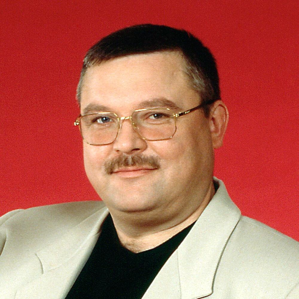 Это была обычная рабочая смена, одна из многих для молодого шофёра Михаила Воробьёва (будущего Михаила Круга)