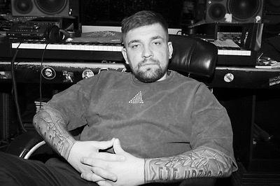 Жительница России обратилась в суд с просьбой официально подтвердить её родственную связь с Бастой, опираясь лишь на наличие одинаковых родинок под левым глазом у обоих