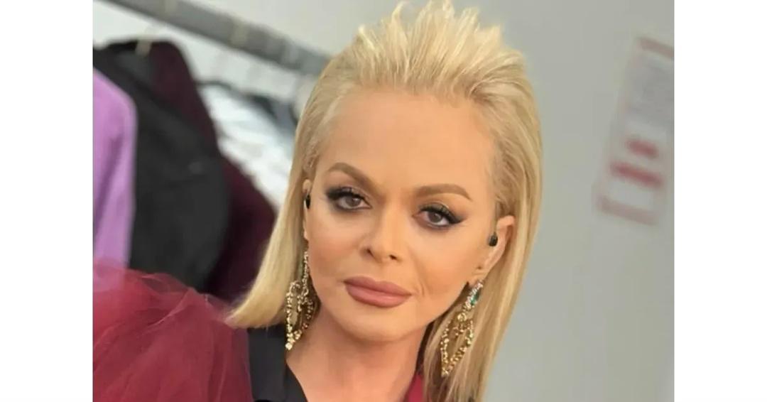 Суд обязал мошенников вернуть Ларисе Долиной 62 миллиона рублей.