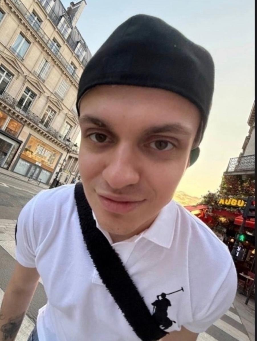 Слава Бустер нашел своего «двойника» и записал с ней трек 🎤🔥