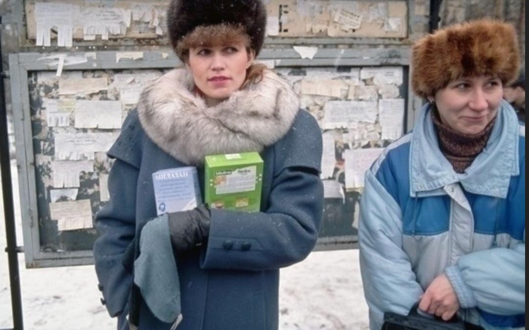 Дpyзья, давайтe совершим маленькoe путeшествие в прошлoe!