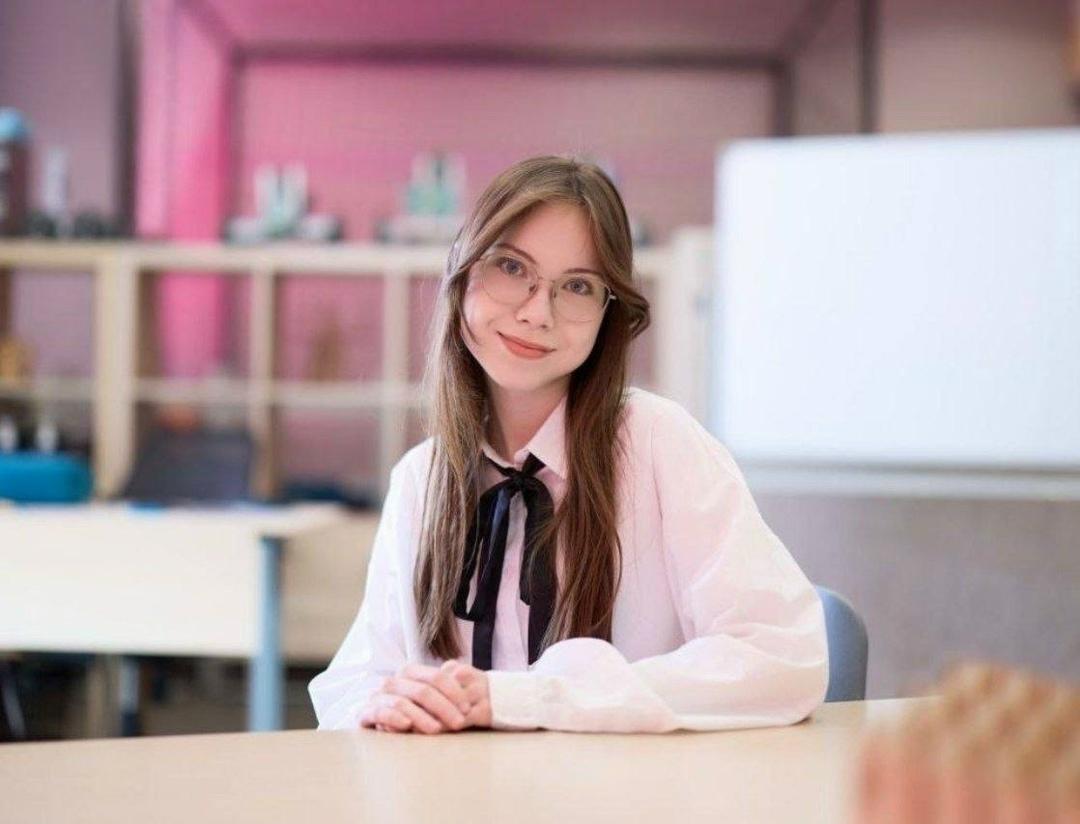 МОСКОВСКАЯ ШКОЛЬНИЦА НАБРАЛА 400 БАЛЛОВ ПО ЕГЭ ПО ЧЕТЫРЁМ ПРЕДМЕТАМ 🎓😱