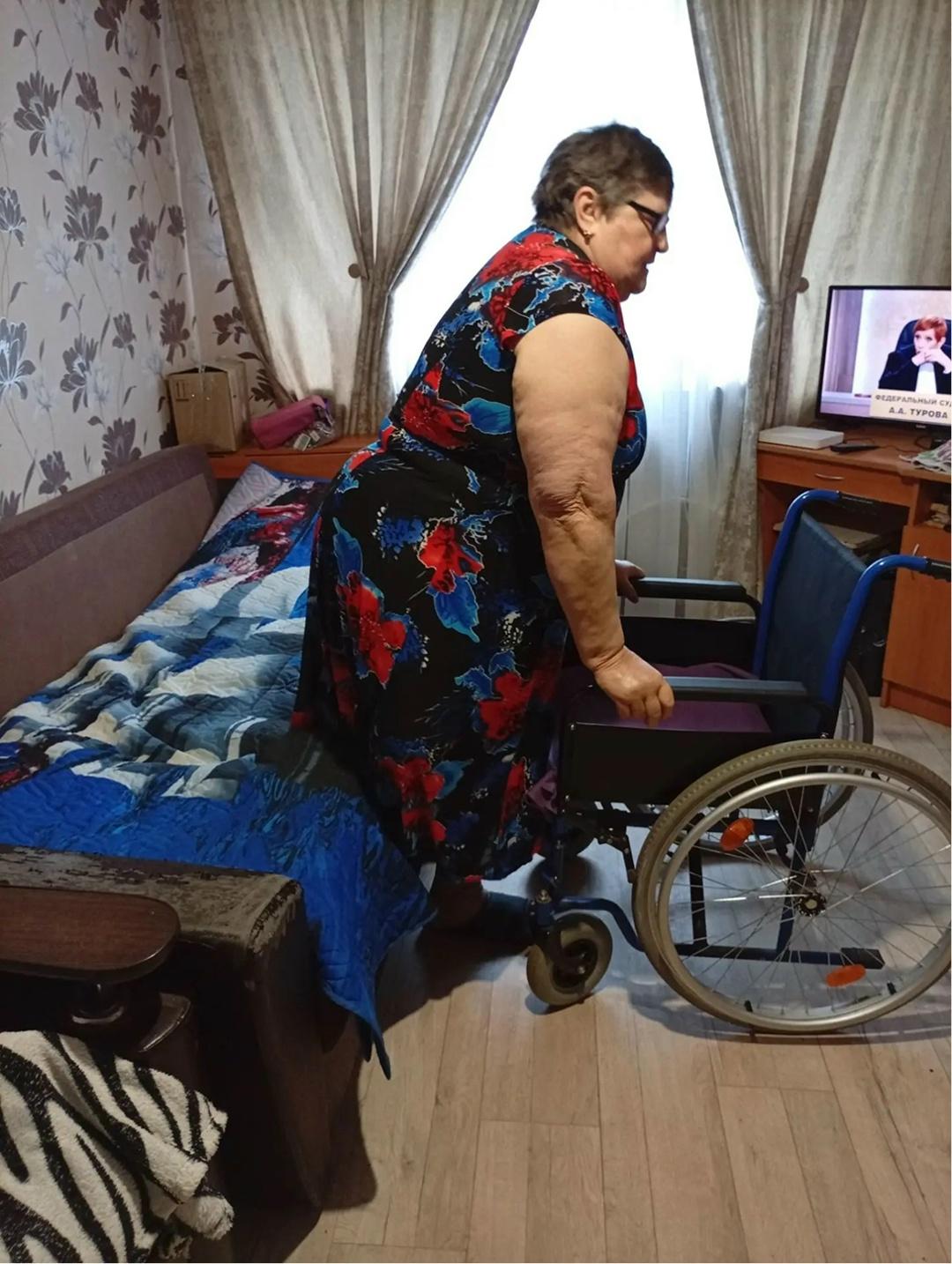 Мужа не стало. Ноги тоже. 69-летняя пенсионерка живёт одна и не может выйти на улицу. Ей нужен протез. Отзовитесь!
