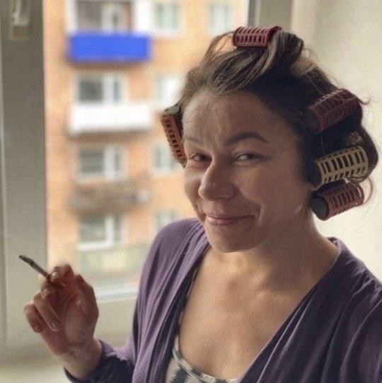 ❗ В своём последнем видео блогерша Иришка Чики-Пики, прославившаяся ярким образом из Петербурга, дала понять, что намерена провести семь дней с одним из своих фанатов.