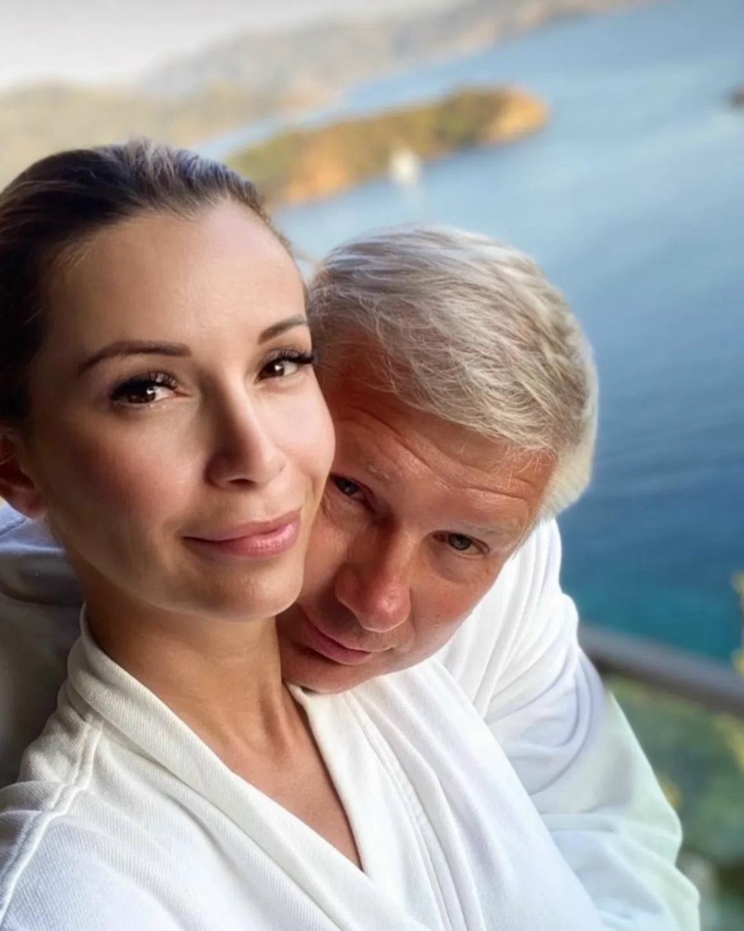 Ольга Орлова призналась, что сидит на шее у мужа