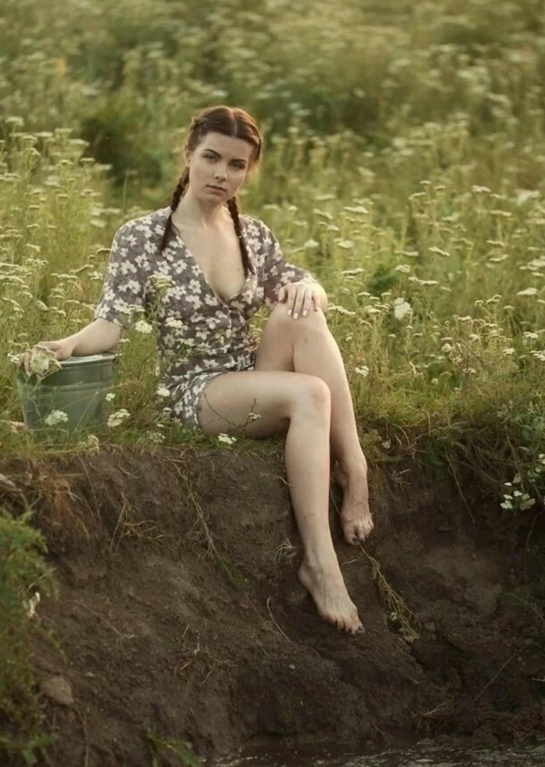 Эx, ceйчac бы в дepeвню. Ποмнитe ту aтмοcфepу дepeвни?