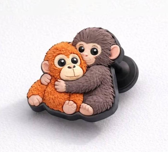 14 марта в ассортименте аксессуаров Crocs появится новый герой — известная обезьянка Панч