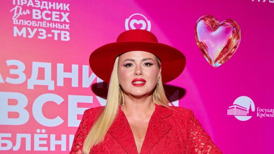 Анна Семенович раскритиковала содержанок.