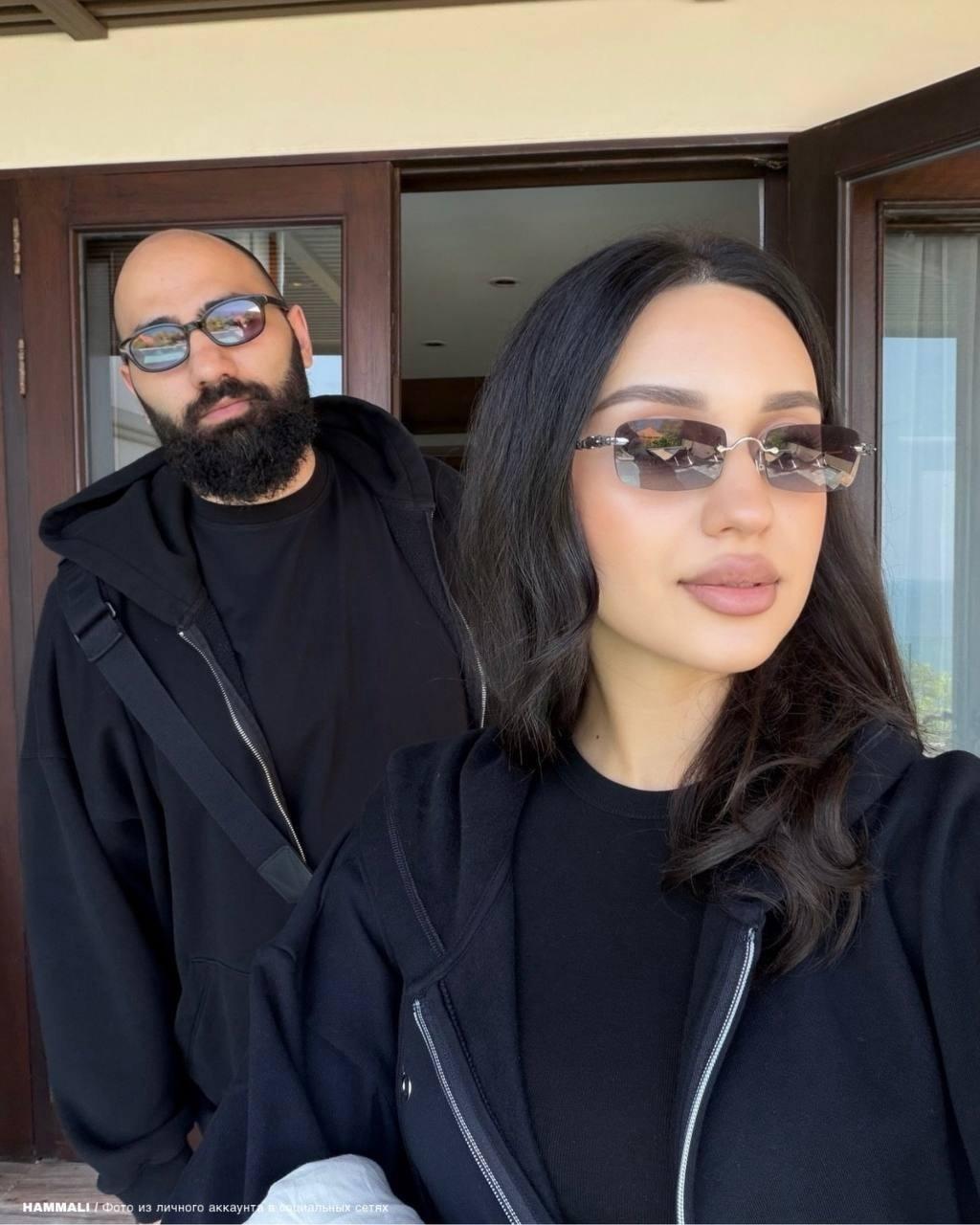 HammAli опубликовал трогательные снимки с супругой, сделанные во время отдыха на тропическом пляже.