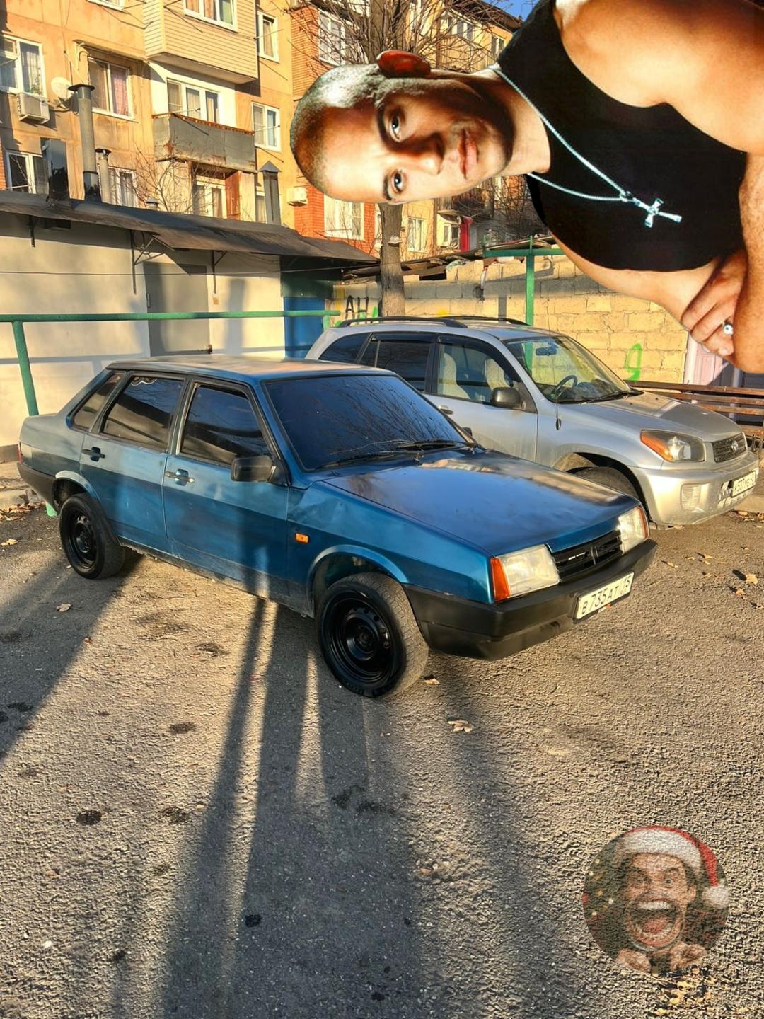 Один парень просто написал: «Можете, пожалуйста, сделать, чтобы Вин Дизель был рядом с машиной?»