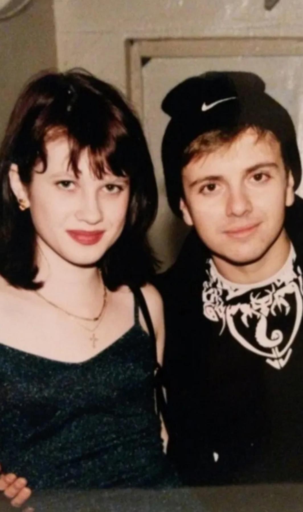 Без комментария