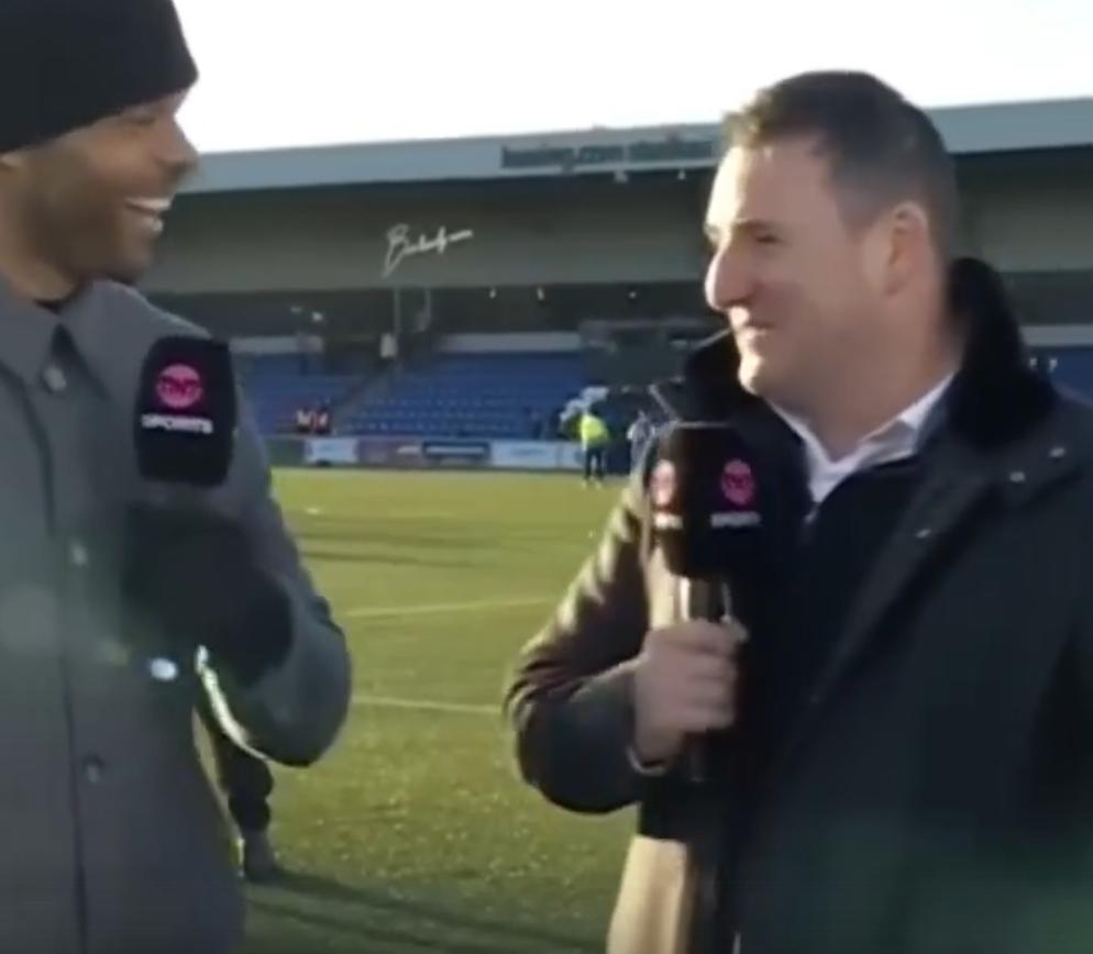 Владелец футбольного клуба «Маклсфилд» признался, что купил клуб во время четырёхдневного запоя и забыл, как это сделал. Вчера команда выбила клуб английской премьер-лиги «Кристал Пэлас» из Кубка Англии.