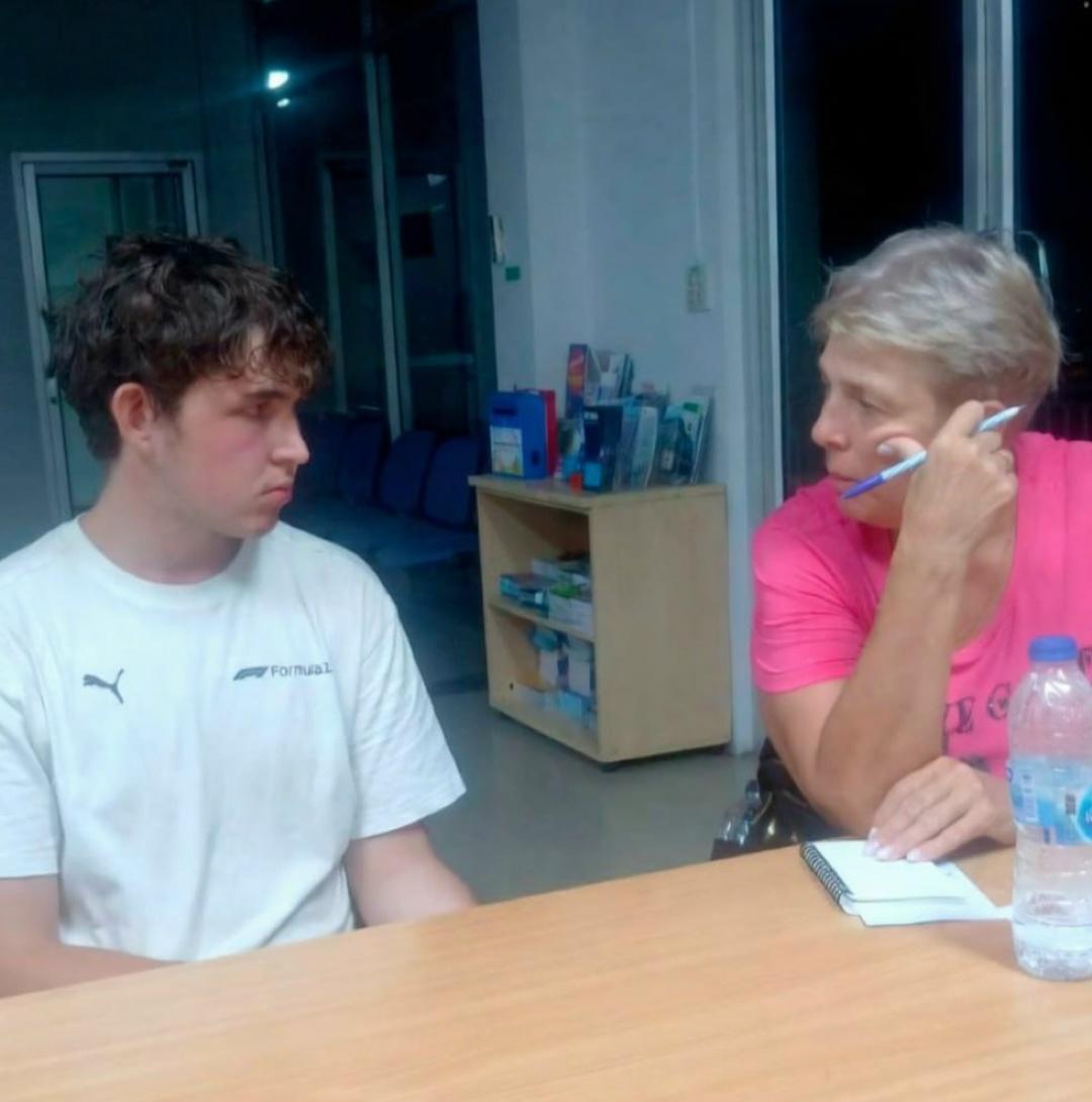 Российский зумер сбежал в Таиланд, но быстро превратился в бомжа и специально сел в тюрьму, чтобы вернуться домой.