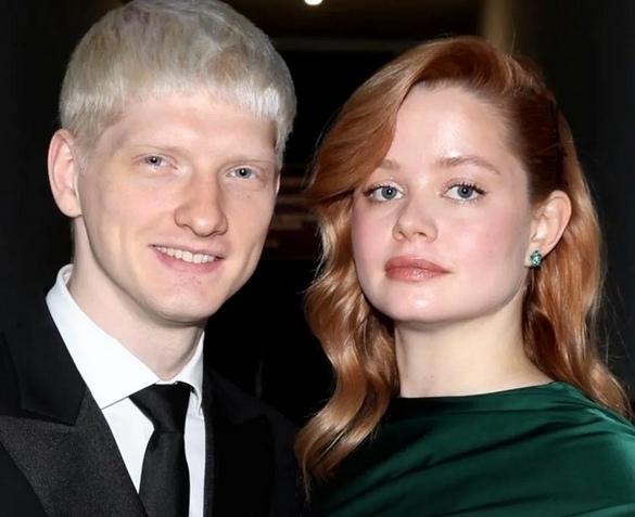 Мила Ершова, актриса, и её супруг Святослав Рогожан вскоре станут родителями впервые. Звезда фильмов «Сводишь с ума» и «Лёд», которой 28 лет, ждёт ребёнка от 27-летнего мужа.