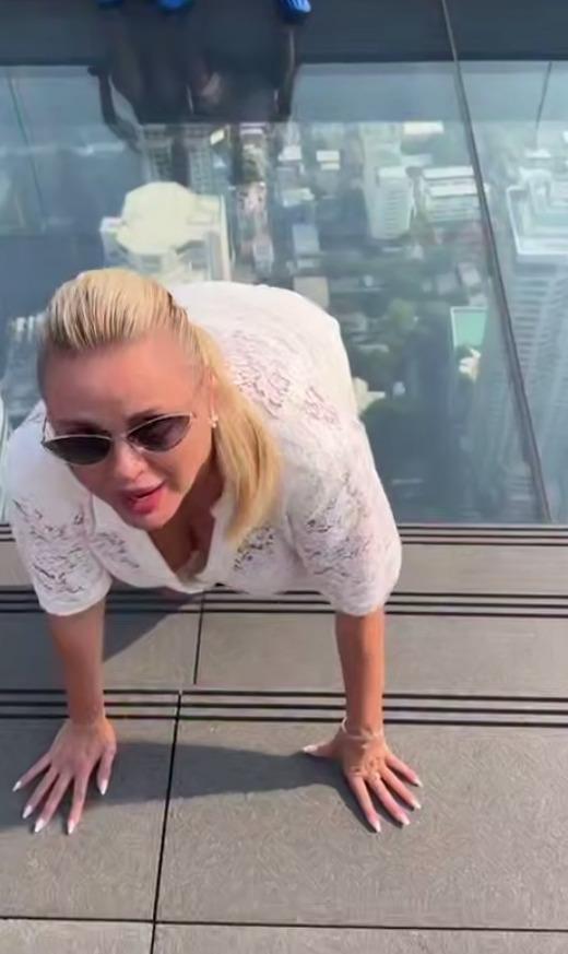 Когда испытываешь страх, но продолжаешь идти вперёд 😬