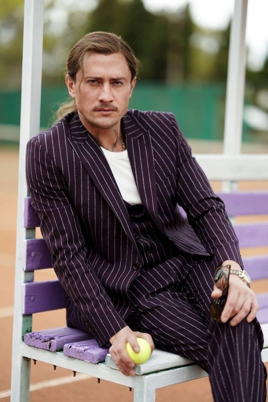 Павел Прилучный решил изменить свой образ и выбрал для этого свежий стиль