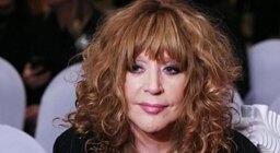 лла Пугачёва страдает от артроза после неудачной пластической операции.