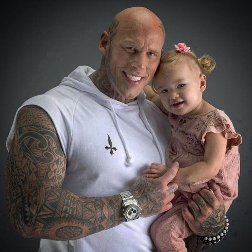 Какие положительные и отрицательные стороны имеет такой отец