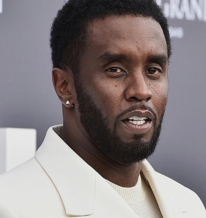 P Diddy, известный организатор легендарных "белых вечеринок", раскрыл несколько секретов своих эксклюзивных мероприятий!