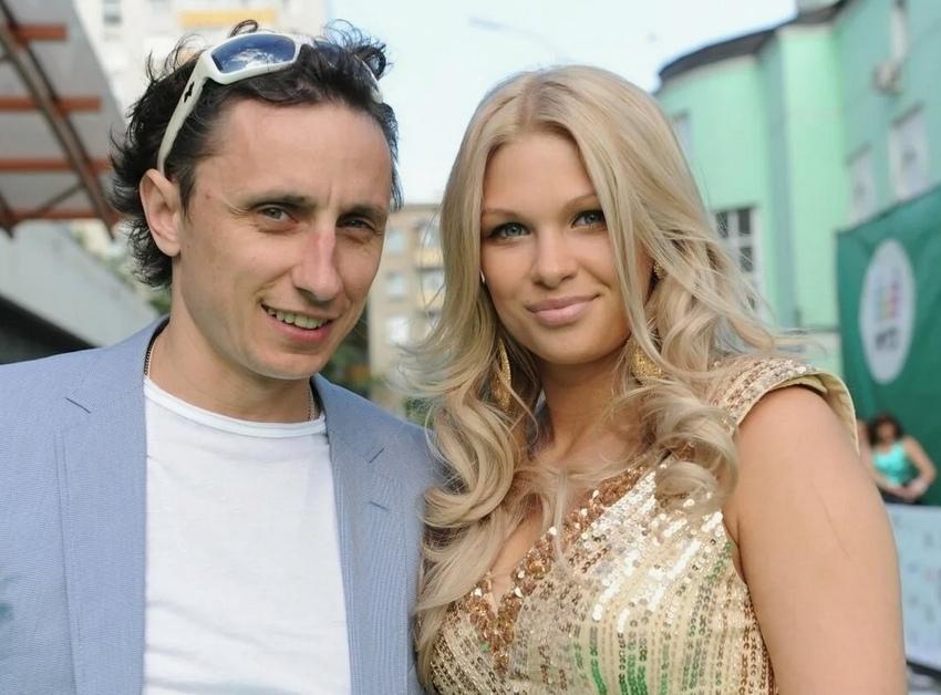 Вадим Галыгин показал редкий снимок с беременной женой
