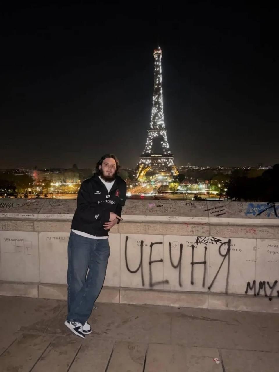 На минувшей неделе в Париже возникли граффити с надписями «Дагестан» и «Чечня»❤️‍🔥