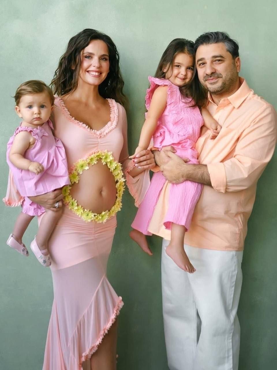 Лиза Моряк вместе с Сариком Андреасяном готовятся к появлению третьего ребёнка