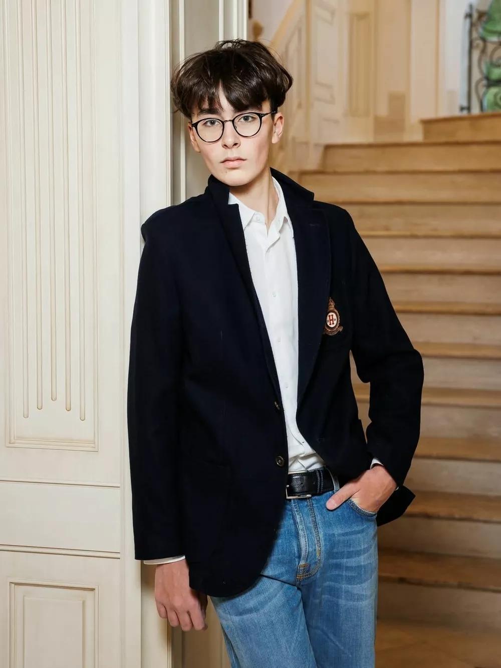 Зара поздравила сына с 14-летием.