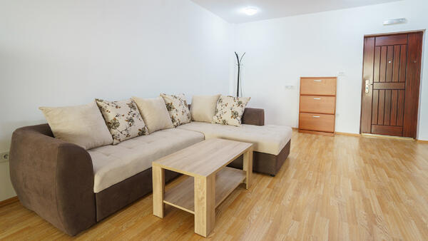 Если купили «вторичку»: какие вещи нужно сразу выбросить из квартиры