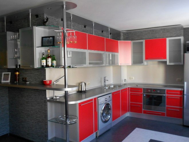 Угловой кухонный гарнитур: особенности расположения и секреты дизайна (82 фото)