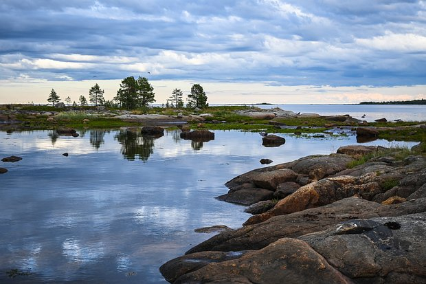 Сколько морей омывает Россию: полный список