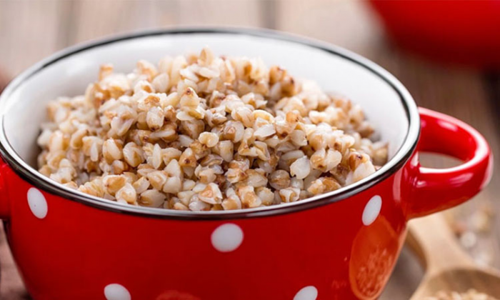 Деревенская гречка когда лень готовить: вниз кладем грибы и получается словно с мясом