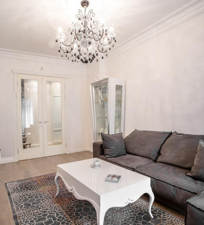 Как почистить диван в домашних условиях быстро и эффективно (12 фото)