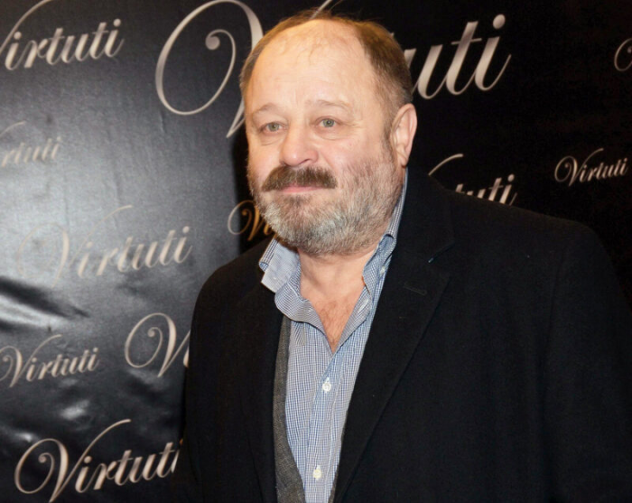 «Он не сломался»: 78-летний Владимир Ильин борется с раком, но продолжает творить и жить в уединении