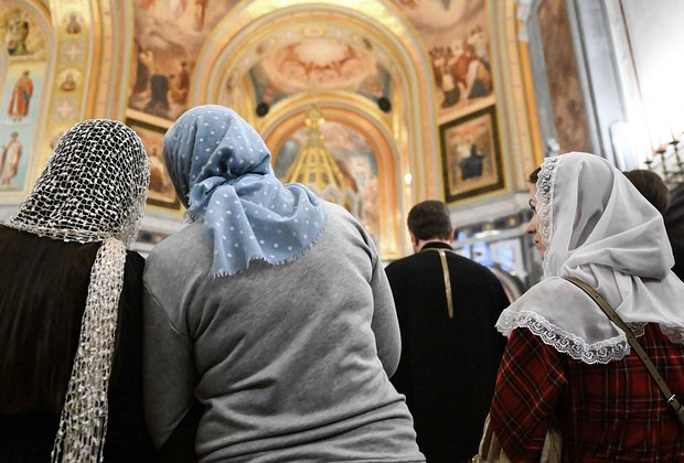 «Жена не властна над своим телом» Супруга обвинила российского священника в насилии и принуждении к ...у. Как они жили?