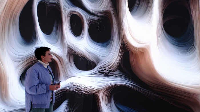 Нейросетевое искусство и суровые мастера: главные выставки за пределами Москвы