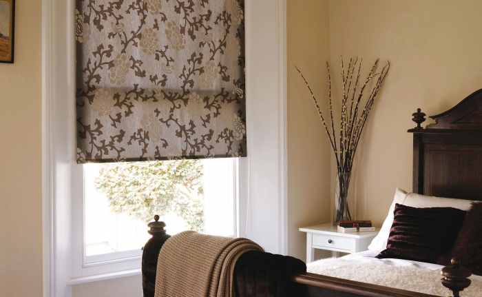 Жалюзи в спальню: фото, разновидности, материалы и цвета (55 фото)