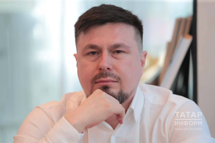 Ильяс Гафаров: «Яңа буынның киләчәгенә файда күрсәтә алсам - вазифамны шунда күрәм»