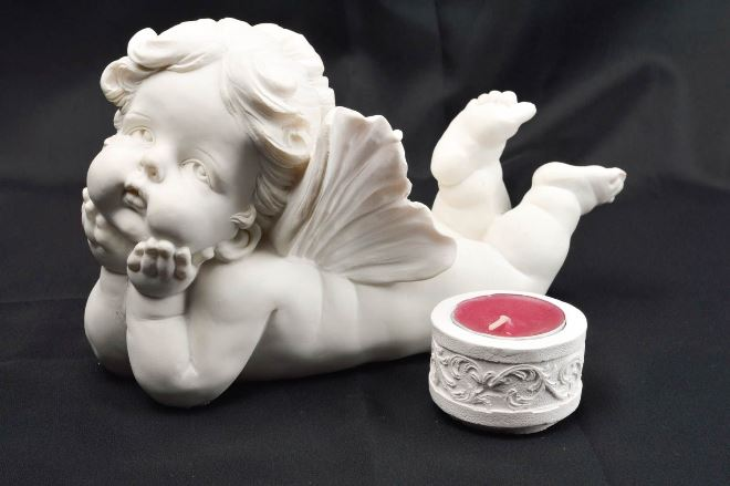 Декор из гипса: особенности, виды, способы изготовления (35 фото)