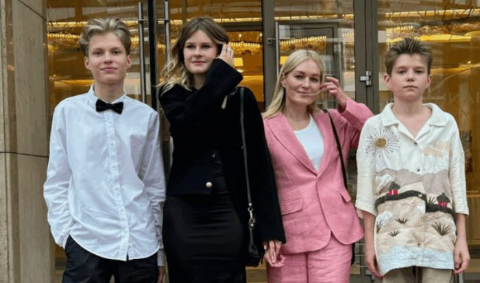 «Природа отдохнула»? Как выглядит 20-летняя дочь Виктории Толстогановой, которая не хочет славы