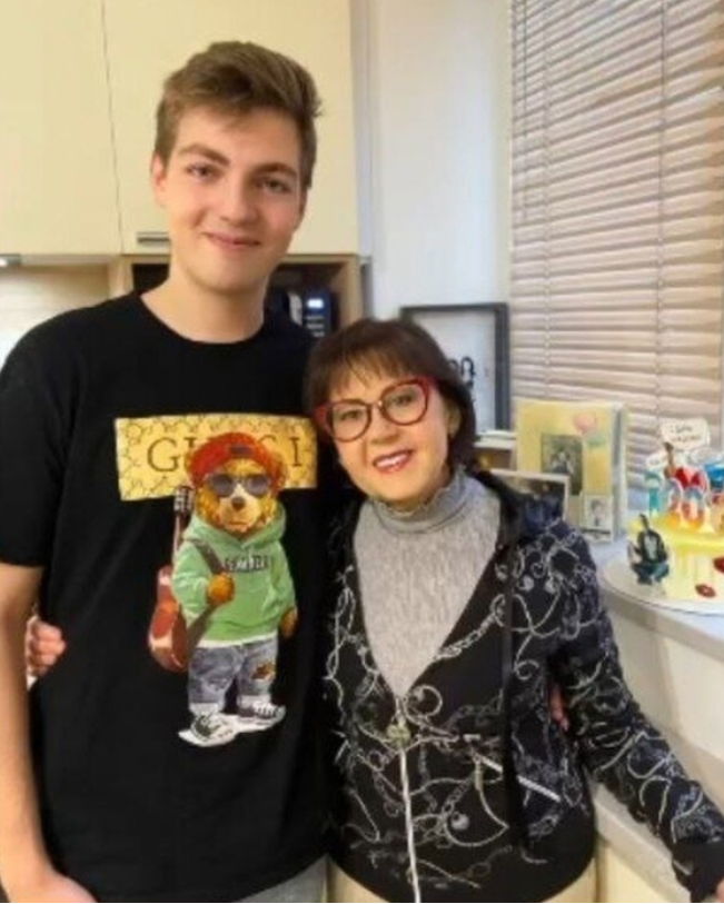 45 лет любви и трагедий: как сложилась судьба Ядвиги Поплавской после смерти мужа, и почему их памятник стал поводом для споров