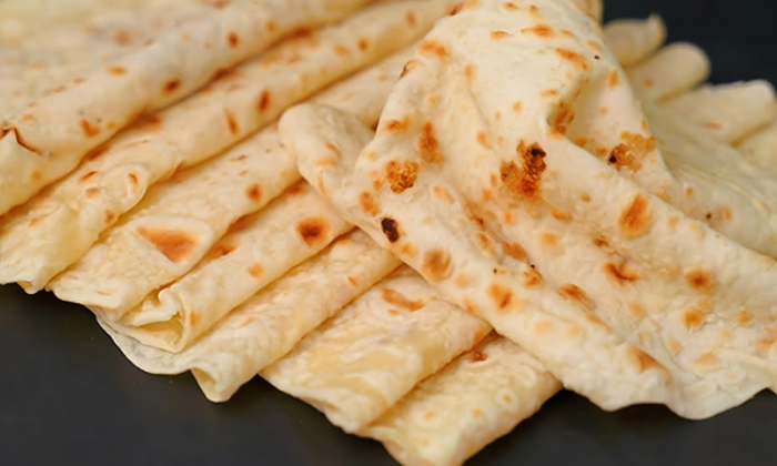 Тончайший кавказский лаваш на скорую руку: нужны только мука и вода