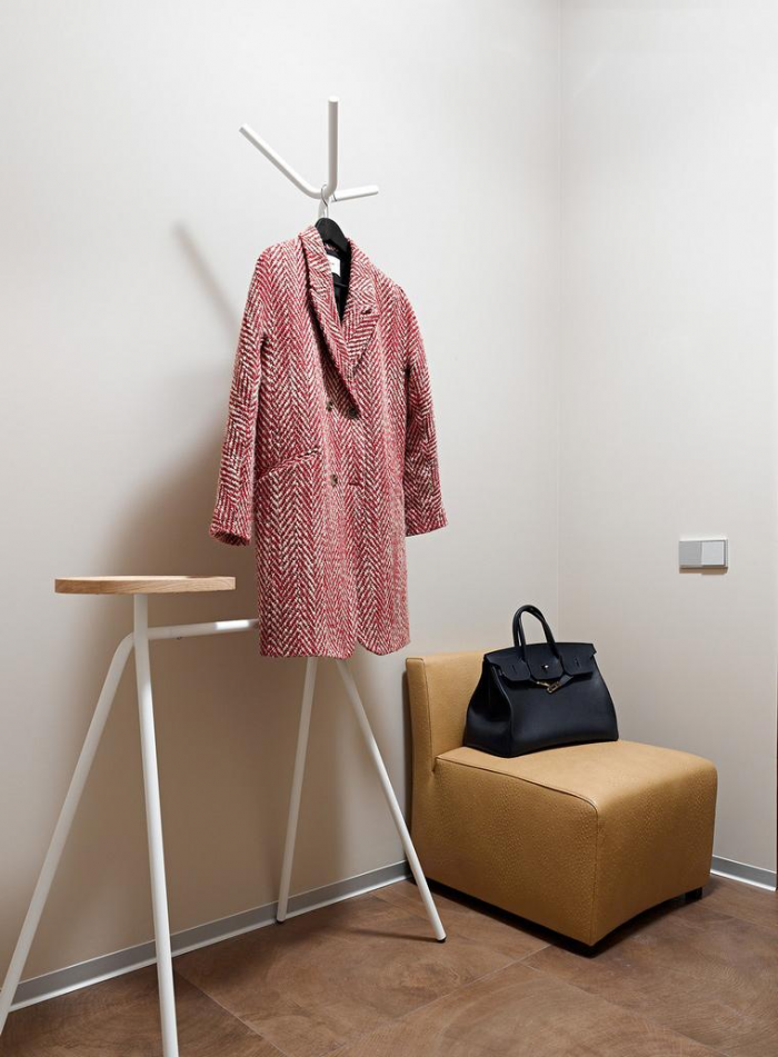 Напольная вешалка: виды и особенности конструкции (31 фото)