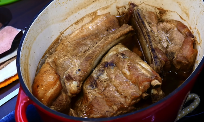 Сочные ребрышки специально к Новому году: на вкус нежнее меда, но с хрустящей корочкой