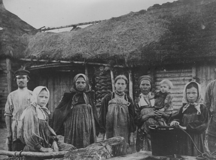 Незаконнорожденные на Руси: Как к ним относились и чью фамилию они носили