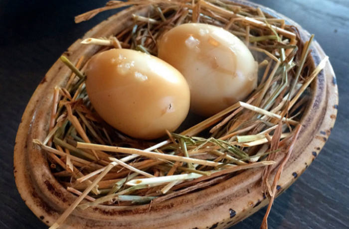 4 способа закоптить яйца