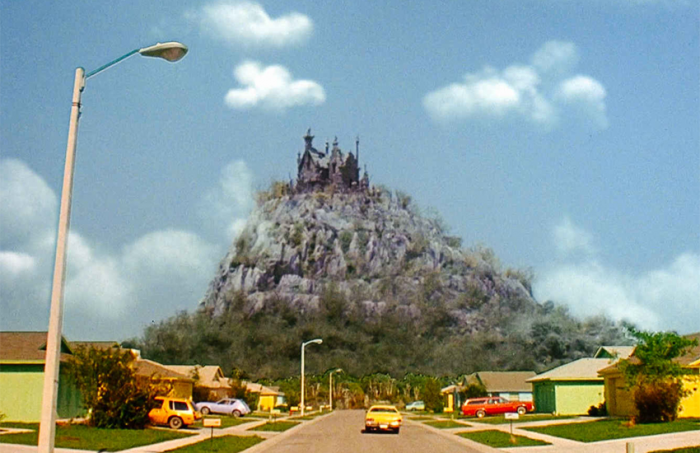 Сколько стоят самые дорогие дома из кино